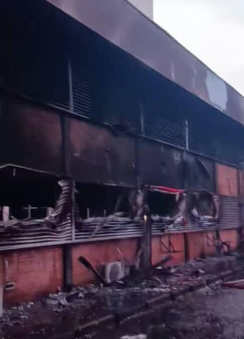 Fire Engulfs Rivers State Secretariat